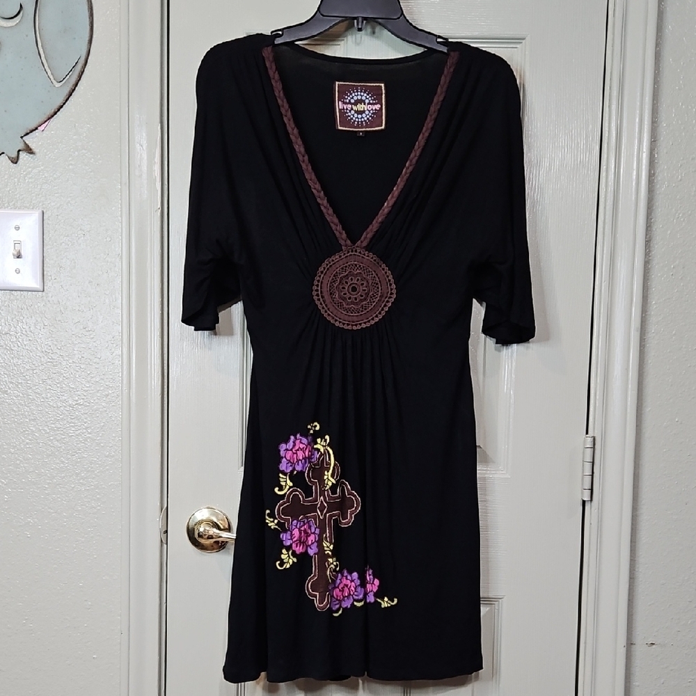 Elegant Black and Purple Embroidered Dress with Flowing Silhouette